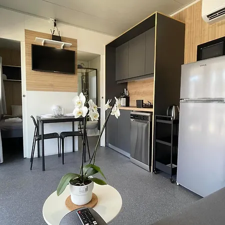 Bunar Mobile Home, 50M From The Sea In Sveti Petar Na Moru Exterior photo